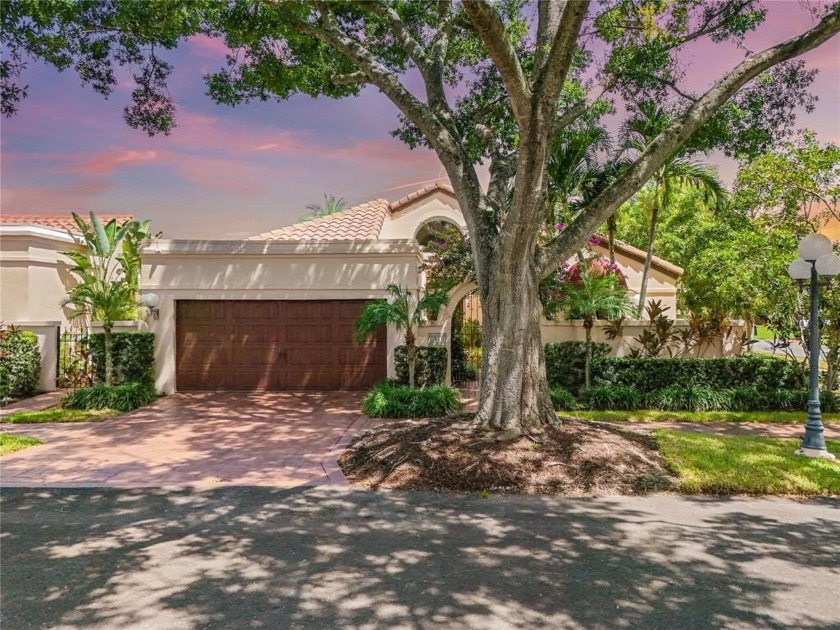 ABSOLUTELY STUNNING, one-of-a-kind designer home in the highly - Beach Home for sale in Deerfield Beach, Florida on Beachhouse.com
