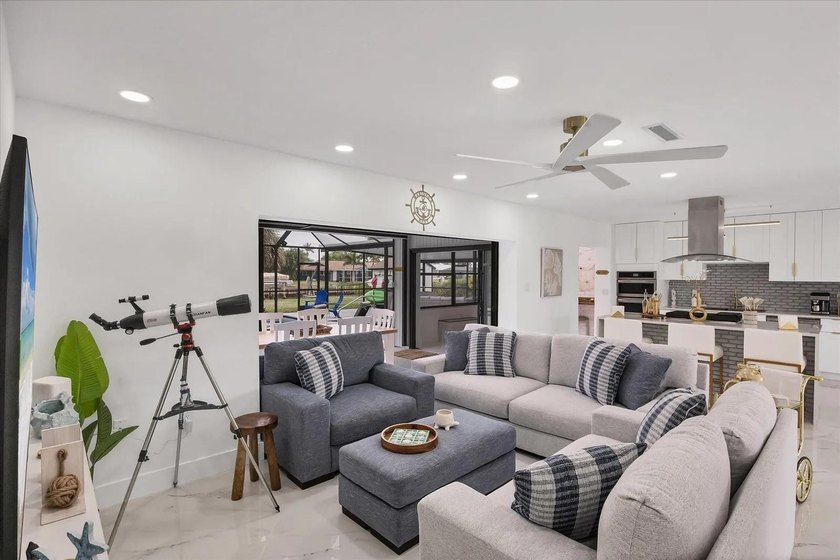 Great income opportunity on AirDna with over $100K in annual - Beach Home for sale in Port Charlotte, Florida on Beachhouse.com