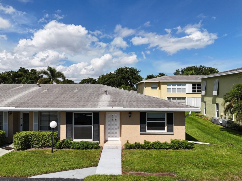 Welcome to this stunning and spacious 2-bedroom, 2-bathroom - Beach Condo for sale in Delray Beach, Florida on Beachhouse.com