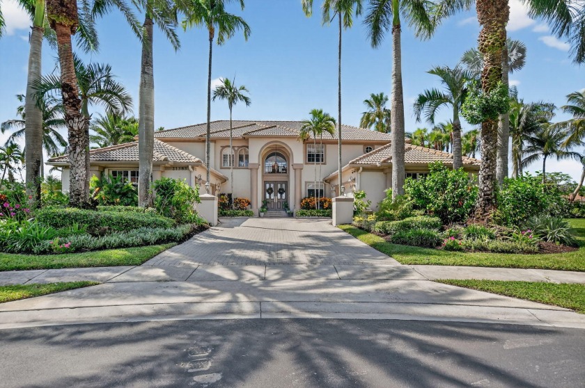 PRICE IMPROVEMENT! An incredible opportunity to personalize and - Beach Home for sale in Boca Raton, Florida on Beachhouse.com