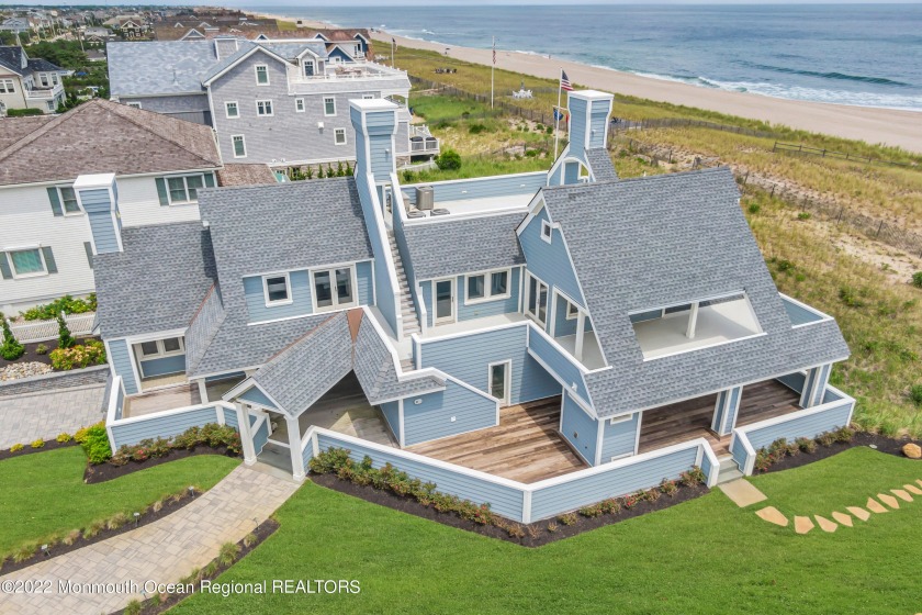 One of the most pristine oceanfront parcels in Mantoloking. This - Beach Home for sale in Mantoloking, New Jersey on Beachhouse.com