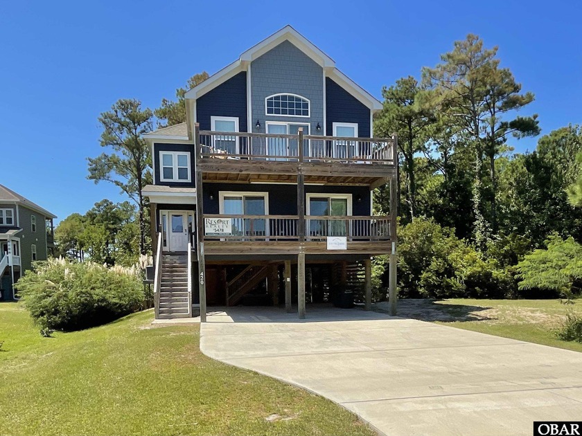 Welcome home to 420 Ridgeview Way, located on a quiet cul-de-sac - Beach Home for sale in Nags Head, North Carolina on Beachhouse.com