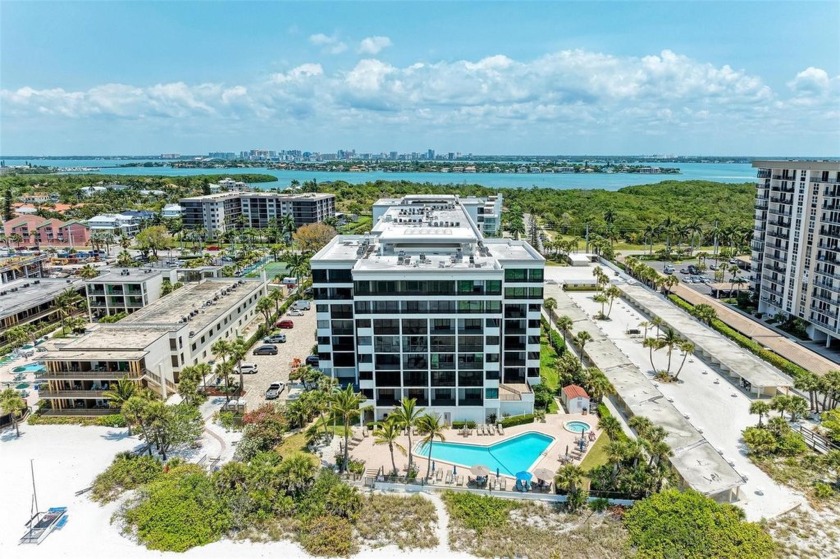 One or more photo(s) has been virtually staged. Looking to live - Beach Condo for sale in Sarasota, Florida on Beachhouse.com