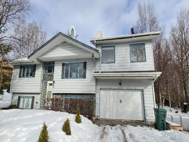Excellent opportunity to update to your own taste and have your - Beach Home for sale in Anchorage, Alaska on Beachhouse.com