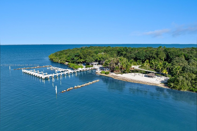 Nestled amidst the waters of the Florida Keys, an unparalleled - Beach Home for sale in Key Largo, Florida on Beachhouse.com