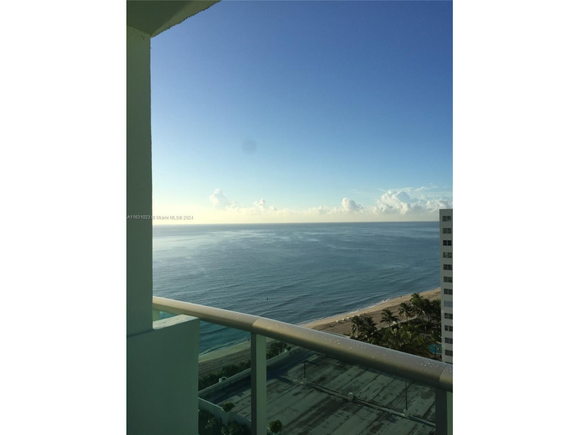 Amaizing ocean view unit. 1 bed/ 1 bath, 874sf completely - Beach Condo for sale in Hollywood, Florida on Beachhouse.com