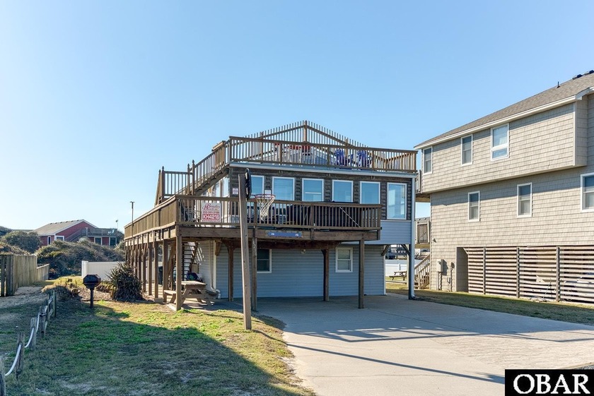 Renovated with ocean views - *Freedom* offers the ultimate Outer - Beach Home for sale in Kitty Hawk, North Carolina on Beachhouse.com