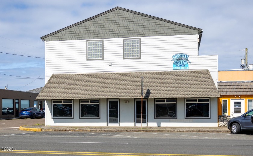 Very popular location in Downtown Depoe with great Hwy 101 - Beach Commercial for sale in Depoe Bay, Oregon on Beachhouse.com