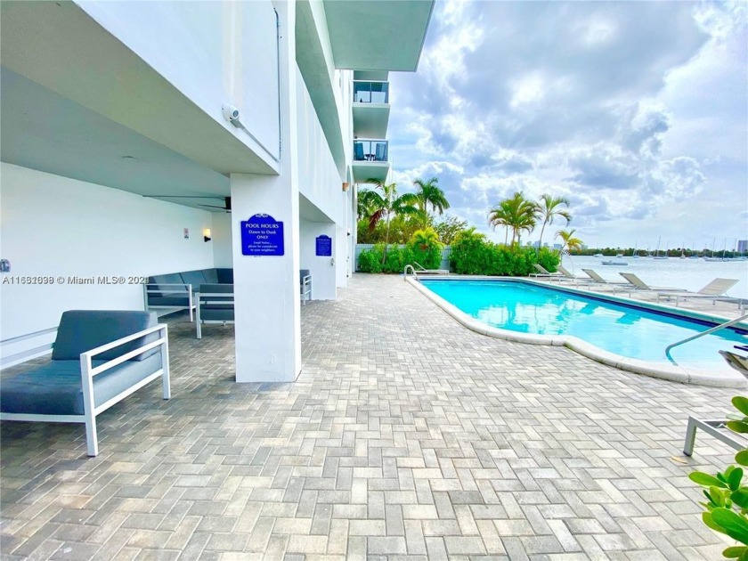 Owner very Motivated, Relocation, moving out of Florida!! - Beach Condo for sale in North Bay Village, Florida on Beachhouse.com