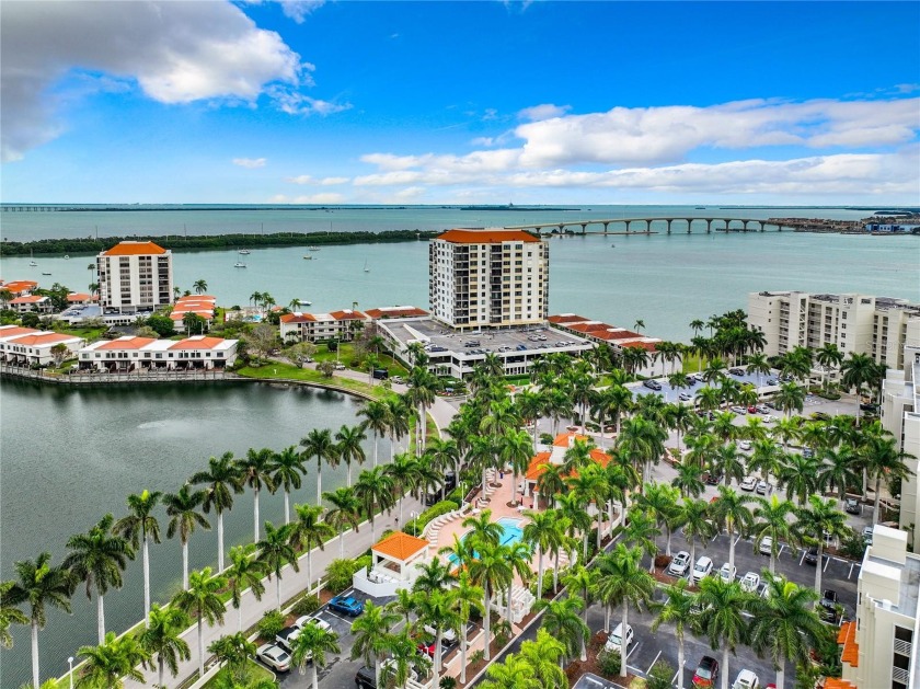 A world away from everyday life; your dream paradise awaits in - Beach Condo for sale in St. Petersburg, Florida on Beachhouse.com