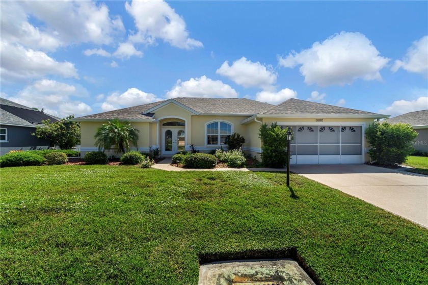 One or more photo(s) has been virtually staged. LOOKING LIKE NEW - Beach Home for sale in Venice, Florida on Beachhouse.com