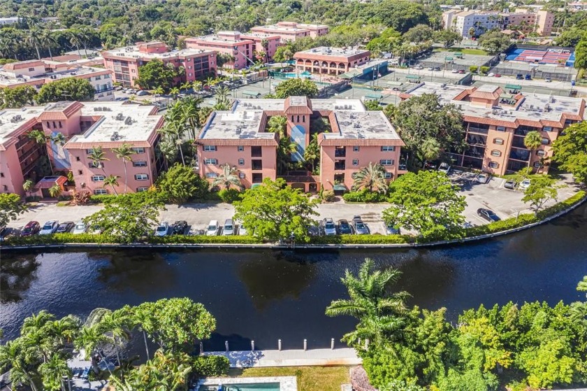 Fort Lauderdale Tennis Club offers a country-club-style - Beach Condo for sale in Fort Lauderdale, Florida on Beachhouse.com