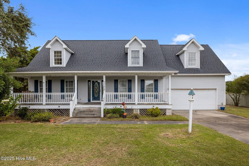Welcome to 2593 Lenoxville Road in beautiful Beaufort, NC! This - Beach Home for sale in Beaufort, North Carolina on Beachhouse.com