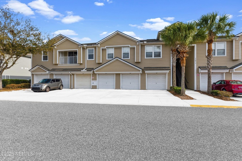 Well-maintained 3BR/2BA condo with a 1-car garage, perfectly - Beach Condo for sale in Jacksonville, Florida on Beachhouse.com