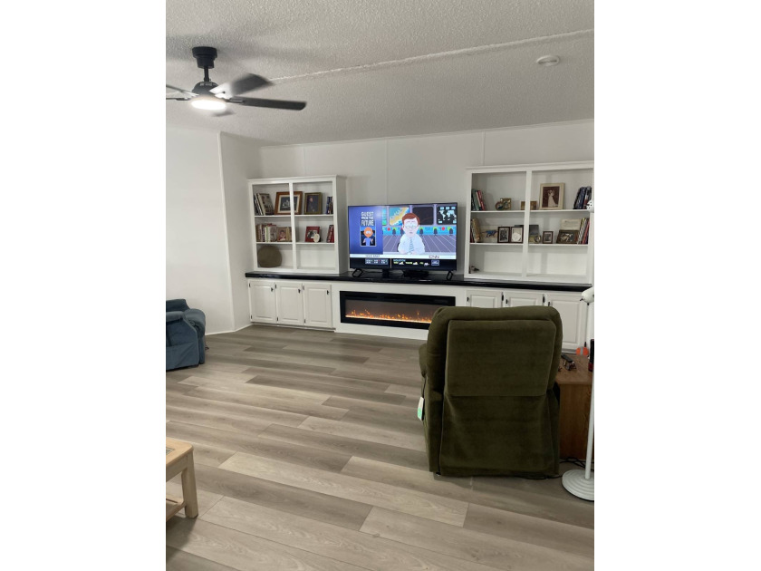 Welcome to this fabulous 3-bedroom 2-bath home in the highly - Beach Home for sale in Fort Pierce, Florida on Beachhouse.com