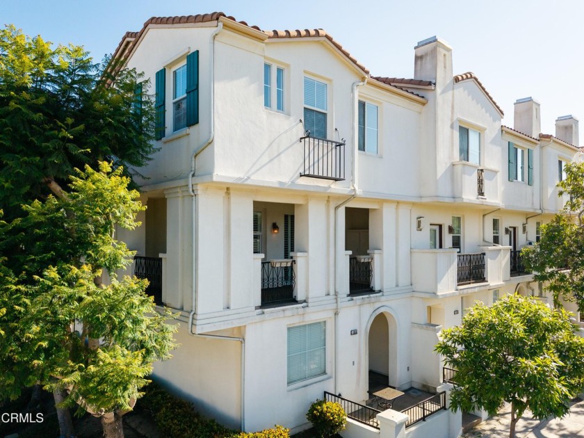 Welcome to Pacifica Walk, where comfort, convenience, and - Beach Condo for sale in Ventura, California on Beachhouse.com