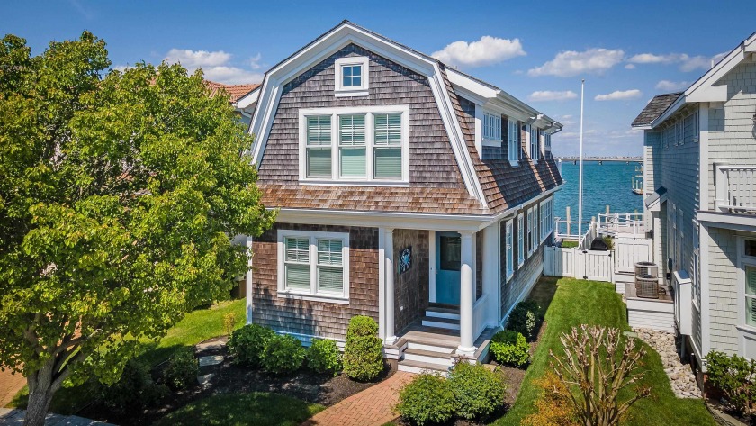 Custom built bayfront cottage located on Berkley Road on *Tuxedo - Beach Home for sale in Stone Harbor, New Jersey on Beachhouse.com