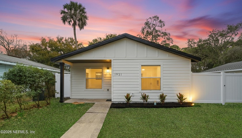 Fully renovated beach home Atlantic Beach, just minutes from - Beach Home for sale in Atlantic Beach, Florida on Beachhouse.com