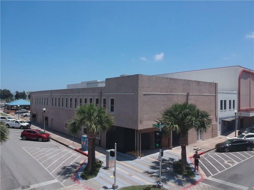 Just under 20,000 Sqft Building - Opportunity Zone/Downtown TIRZ - Beach Commercial for sale in Corpus Christi, Texas on Beachhouse.com