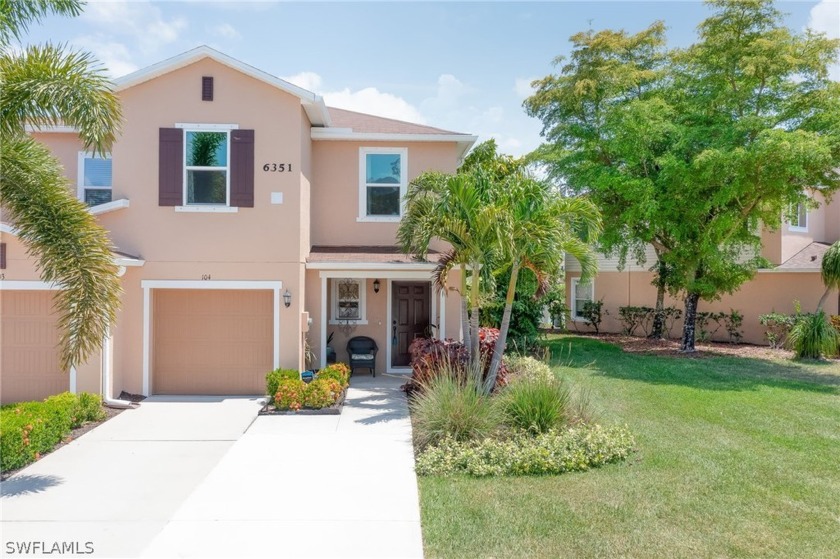 Experience contemporary living at Bayshore Commons. Beautiful  3 - Beach Townhome/Townhouse for sale in North Fort Myers, Florida on Beachhouse.com