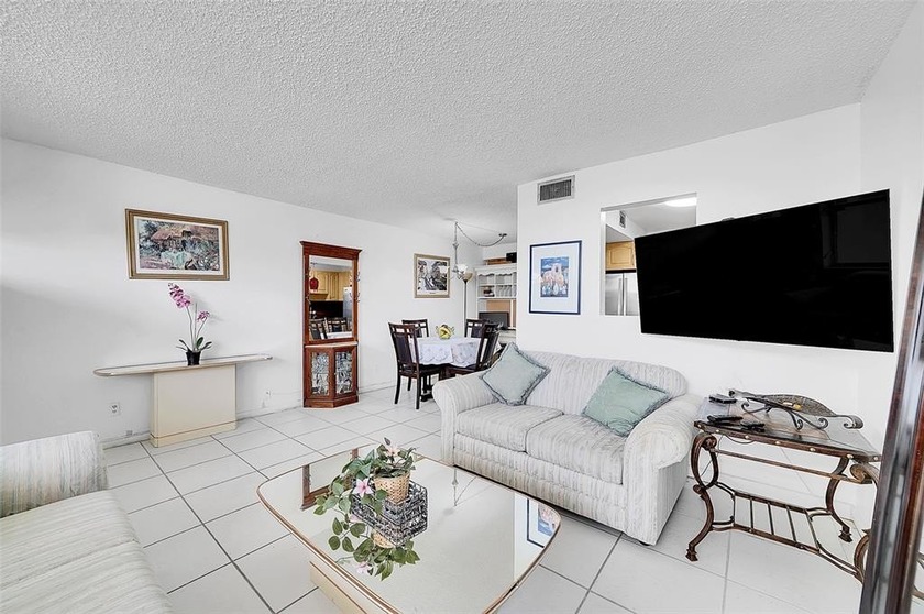 55+ COMMUNITY, UNIT IS ON THE 1st FLOOR, WELL KEPT BUILDING #102 - Beach Condo for sale in Sunrise, Florida on Beachhouse.com