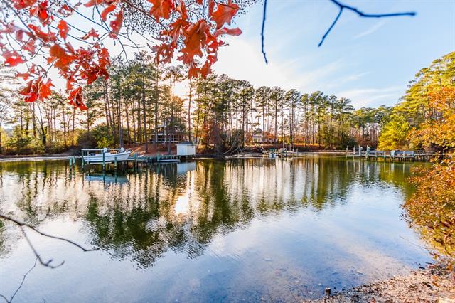 This 13.67 acre property fronting on Carters Creek offers - Beach Lot for sale in Weems, Virginia on Beachhouse.com