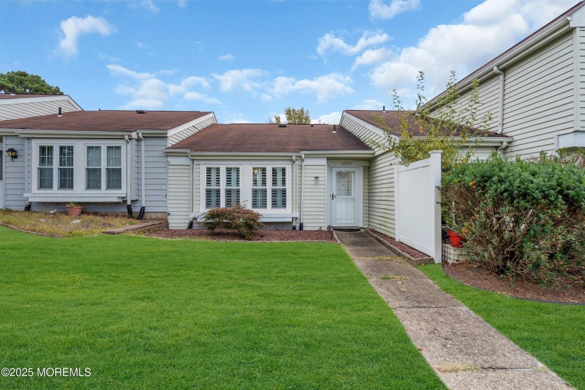 Fully updated and ready to move right into this Concord model in - Beach Condo for sale in Toms River, New Jersey on Beachhouse.com