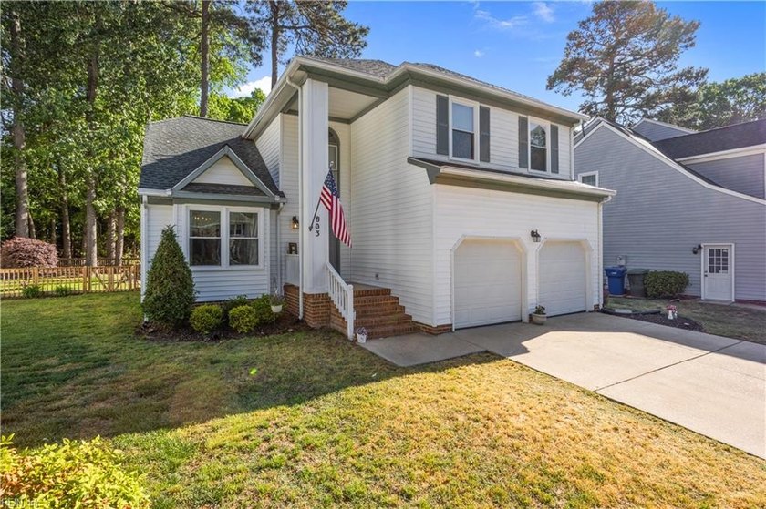 Welcome to this beautifully updated 4-bed, 2.5-bath home. This - Beach Home for sale in Newport News, Virginia on Beachhouse.com