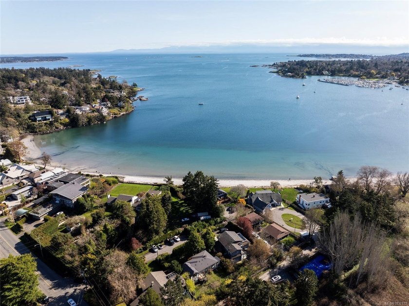 Exceptional opportunity to acquire a prime development site in - Beach Home for sale in Saanich, British Columbia on Beachhouse.com