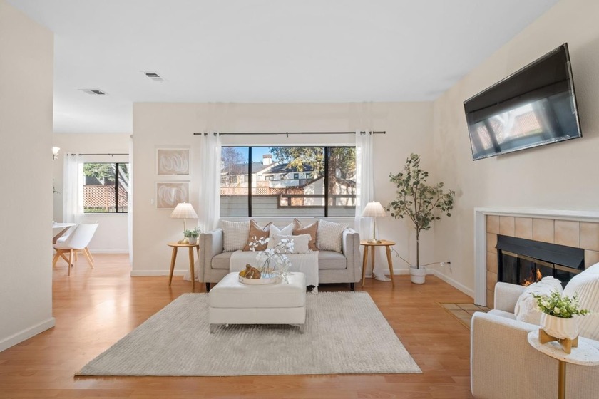 *This stylishly updated ground-floor end-unit condo offers - Beach Condo for sale in San Jose, California on Beachhouse.com