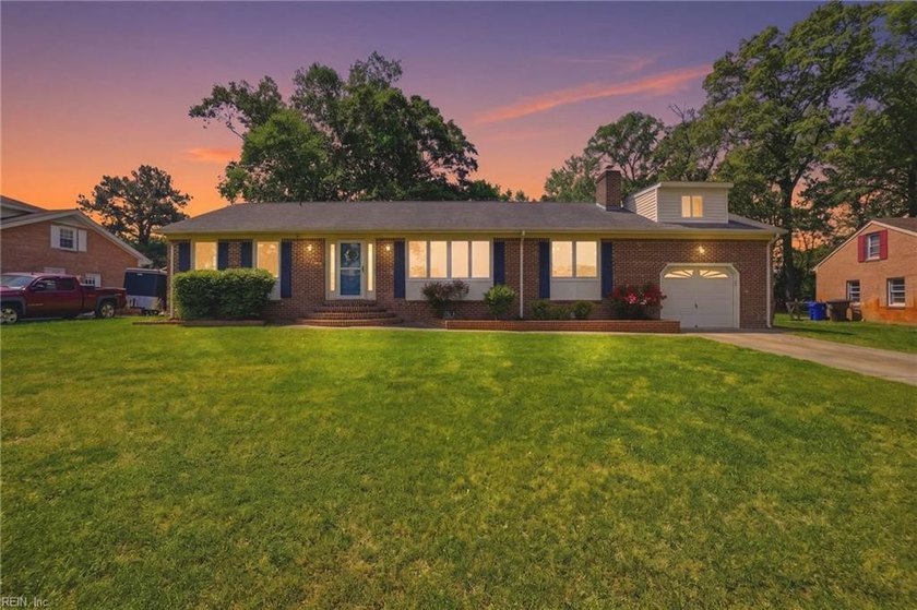 Welcome to this beautifully updated home in the quiet - Beach Home for sale in Portsmouth, Virginia on Beachhouse.com