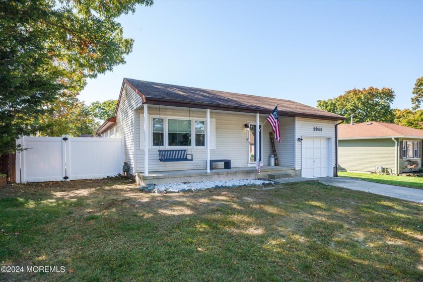 Welcome to your next home--a beautifully maintained ranch-style - Beach Home for sale in Toms River, New Jersey on Beachhouse.com