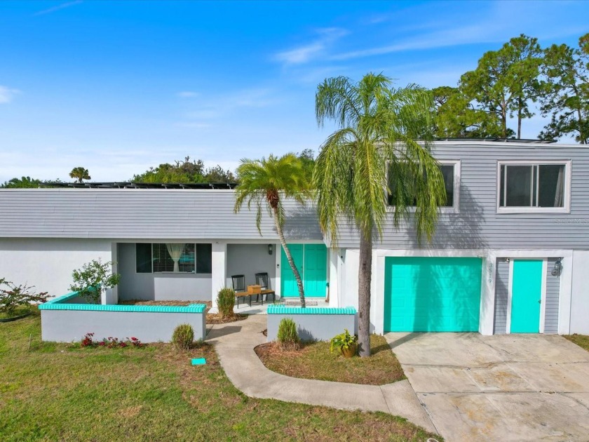 SELLER OFFERING $5,000.00 CREDIT TOWARDS BUYERS CLOSING - Beach Home for sale in Holiday, Florida on Beachhouse.com