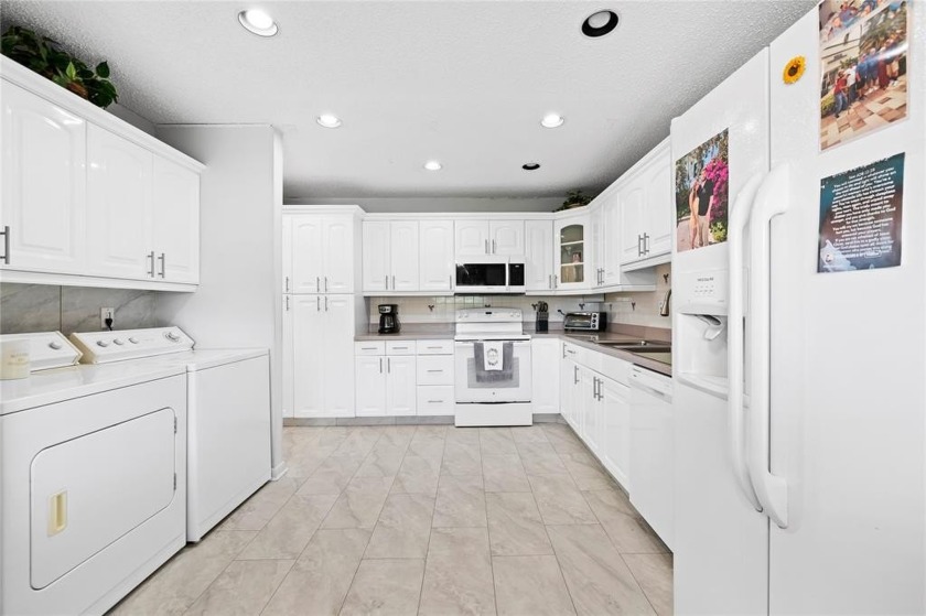 The Pines of Delray North! Best Priced Unit in Complex for - Beach Condo for sale in Delray Beach, Florida on Beachhouse.com