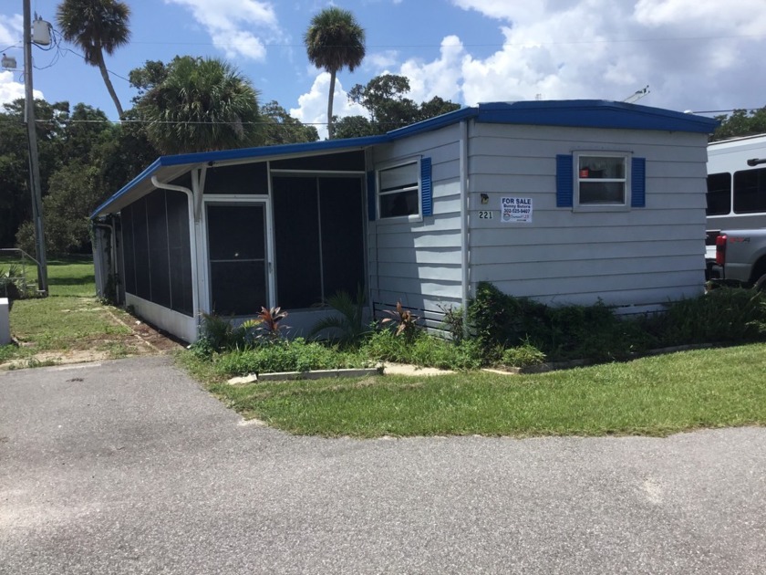 Move in ready! This two bedroom, 1.5 bath home is in a 55+ park - Beach Home for sale in Cape Canaveral, Florida on Beachhouse.com