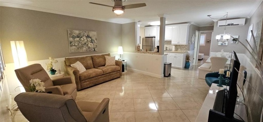 Welcome to your new coastal retreat! This charmin one bedroom - Beach Condo for sale in Hallandale Beach, Florida on Beachhouse.com