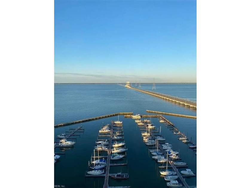 STRAIGHT TO THE TOP! Waterfront high-rise with panoramic views - Beach Condo for sale in Newport News, Virginia on Beachhouse.com