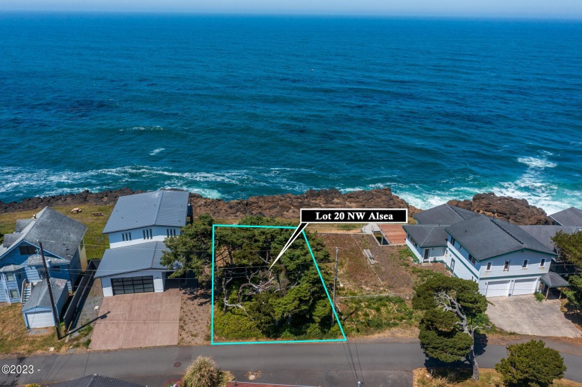 Very rare Oceanfront Lot on Basalt Rock and out of the tsunami - Beach Lot for sale in Depoe Bay, Oregon on Beachhouse.com