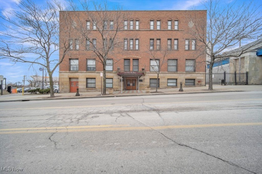 Experience the best of downtown Cleveland living in this - Beach Condo for sale in Cleveland, Ohio on Beachhouse.com