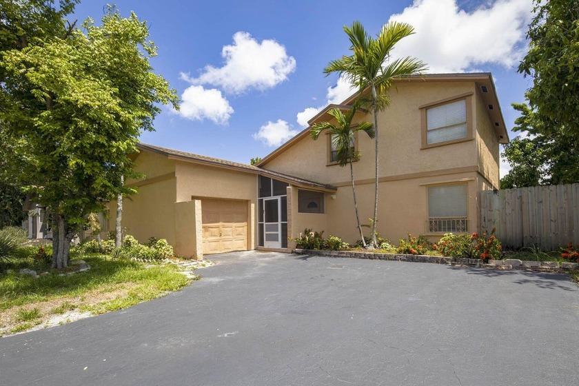 Make homeownership more affordable with this beautifully - Beach Home for sale in Deerfield Beach, Florida on Beachhouse.com