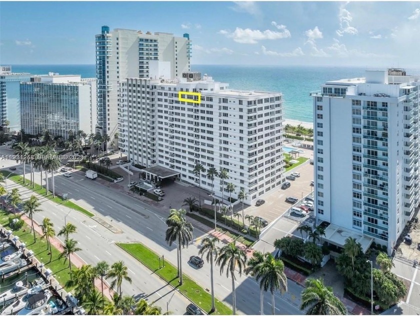 Exceptional 2-bedroom, 2-bath residence offering sweeping - Beach Condo for sale in Miami Beach, Florida on Beachhouse.com