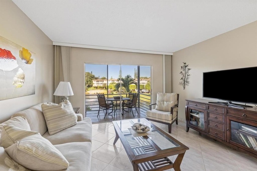 This bright and spacious 2/2 unit has beautiful water views of - Beach Condo for sale in Lauderdale Lakes, Florida on Beachhouse.com