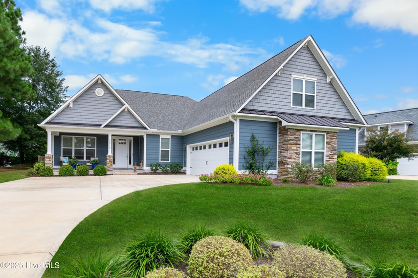 Built by the award-winning Horizon Homes of Wilmington, this - Beach Home for sale in Leland, North Carolina on Beachhouse.com