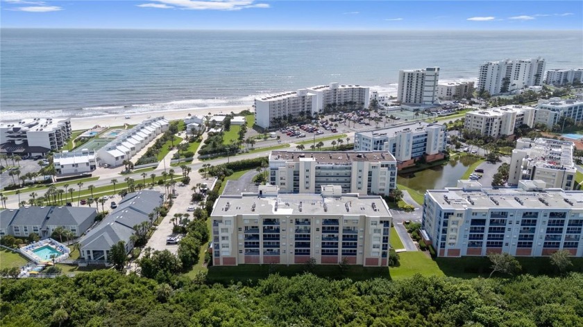 This Amazing furnished three bedrooms and two Bathrooms condo - Beach Condo for sale in New Smyrna Beach, Florida on Beachhouse.com