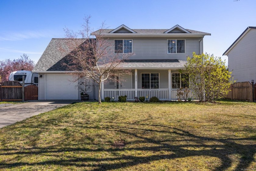 Tucked into a quiet East Courtenay neighbourhood, this - Beach Home for sale in Courtenay, British Columbia on Beachhouse.com