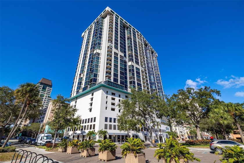 Welcome to Bayfront Tower located in Downtown St. Petersburg - Beach Condo for sale in St. Petersburg, Florida on Beachhouse.com