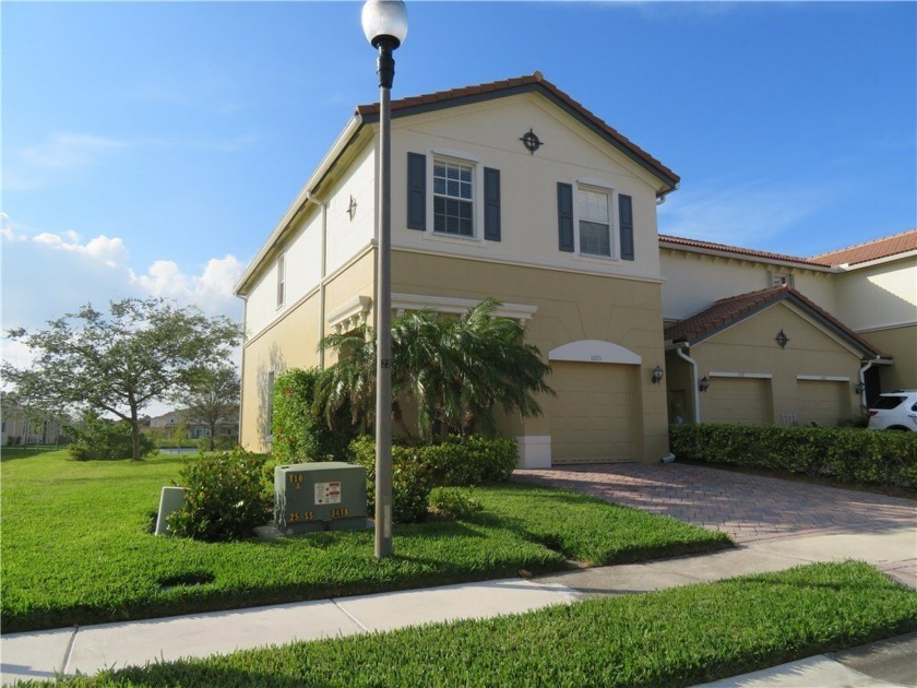 Located in beautiful Indian River County: situated on the lake - Beach Townhome/Townhouse for sale in Vero Beach, Florida on Beachhouse.com