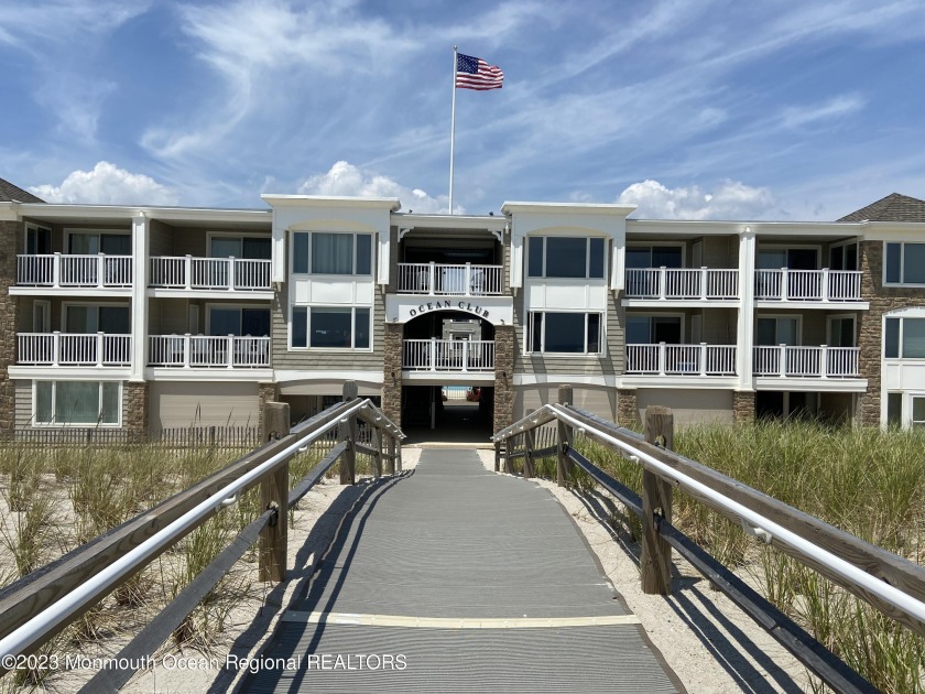 Here is the  Beach Escape your have been waiting for!  The Ocean - Beach Condo for sale in Mantoloking, New Jersey on Beachhouse.com