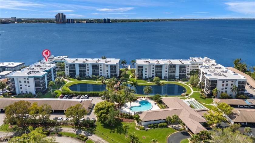 Step into the enchanting world of Schooner Bay, where the allure - Beach Condo for sale in North Fort Myers, Florida on Beachhouse.com