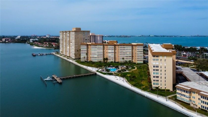 One or more photo(s) has been virtually staged. UPDATED & READY - Beach Condo for sale in St. Petersburg, Florida on Beachhouse.com